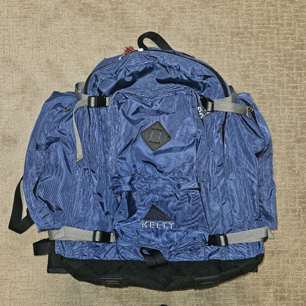 Vintage Kelty Red Wing Hiking Backpack Internal Frame Padded Blue Medium NWOT